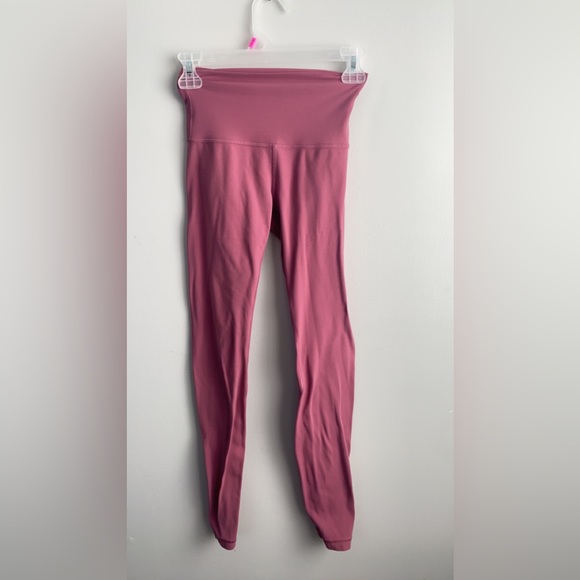 ‼️SOLD‼️Lululemon align 28 pink leggings - Picture 2 of 4